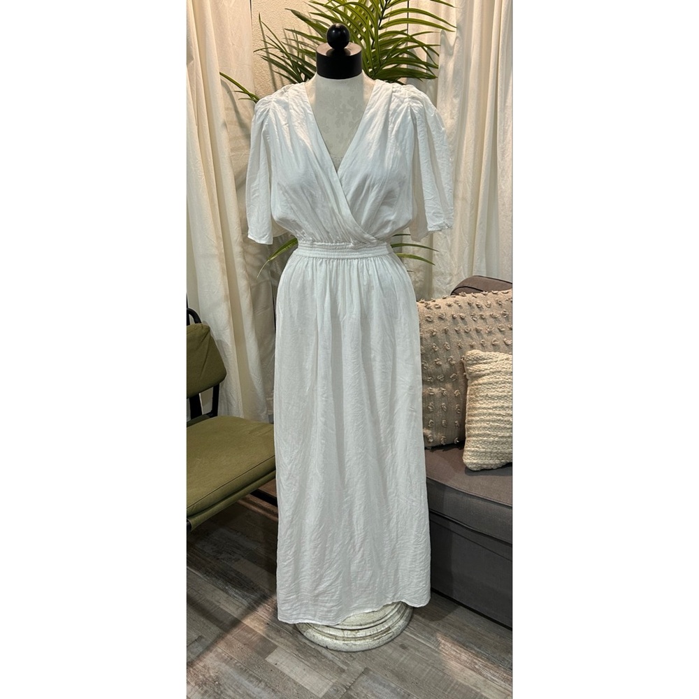 Jets Australia V-Neck Maxi Dress Medium White Short Sleeve Elastic Waist Beach